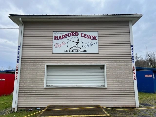Harford Lenox Little League building soft washing
